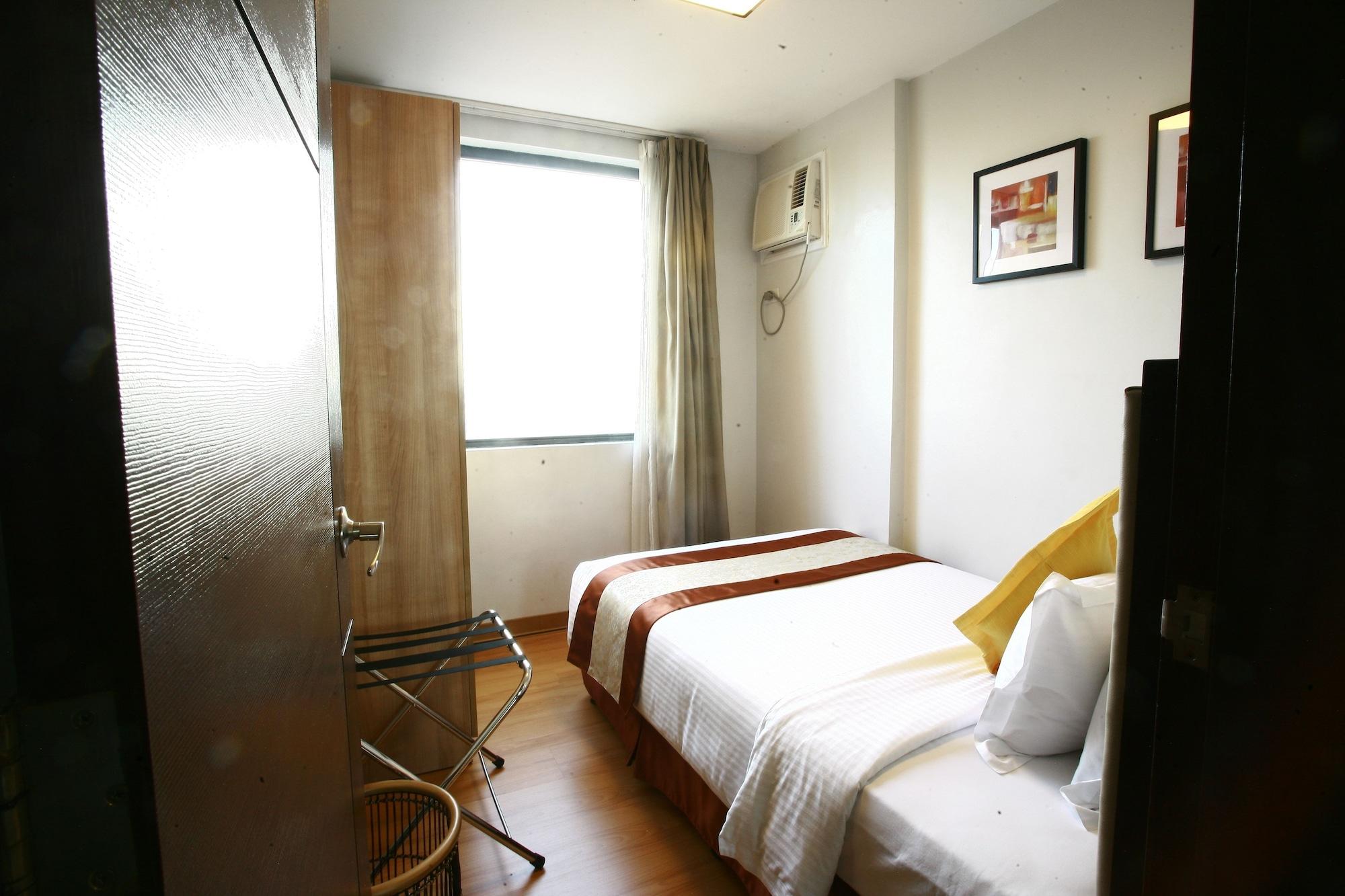 Ace Hotel And Suites Pasig City Exterior photo