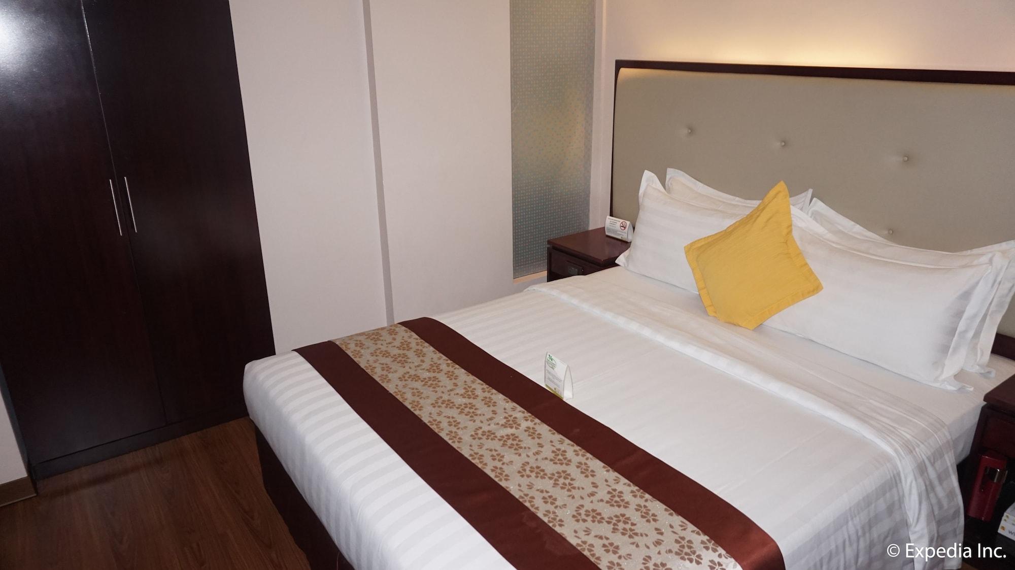 Ace Hotel And Suites Pasig City Exterior photo