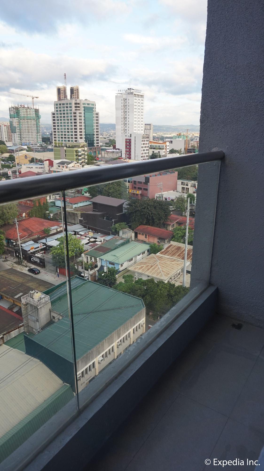 Ace Hotel And Suites Pasig City Exterior photo