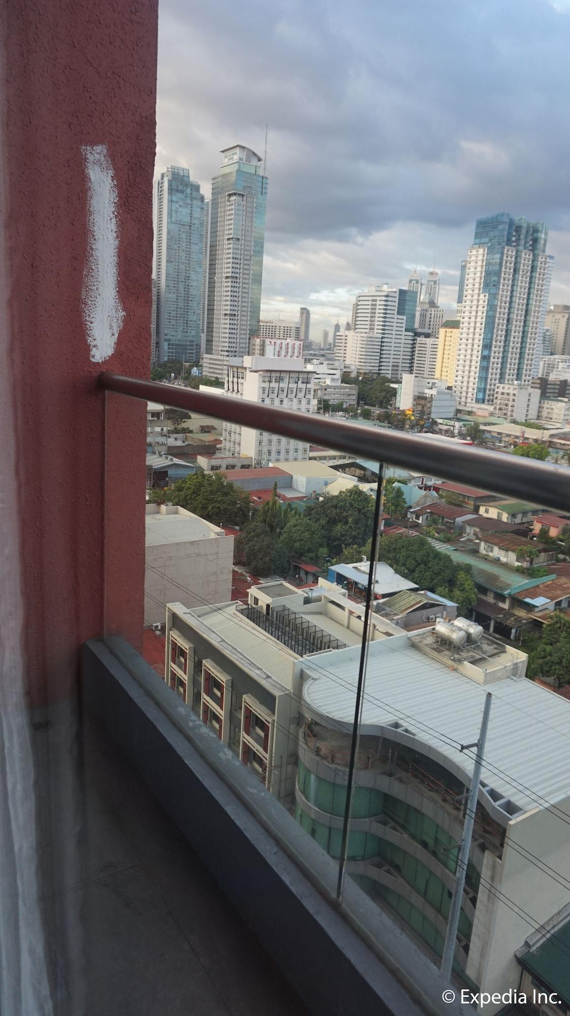 Ace Hotel And Suites Pasig City Exterior photo