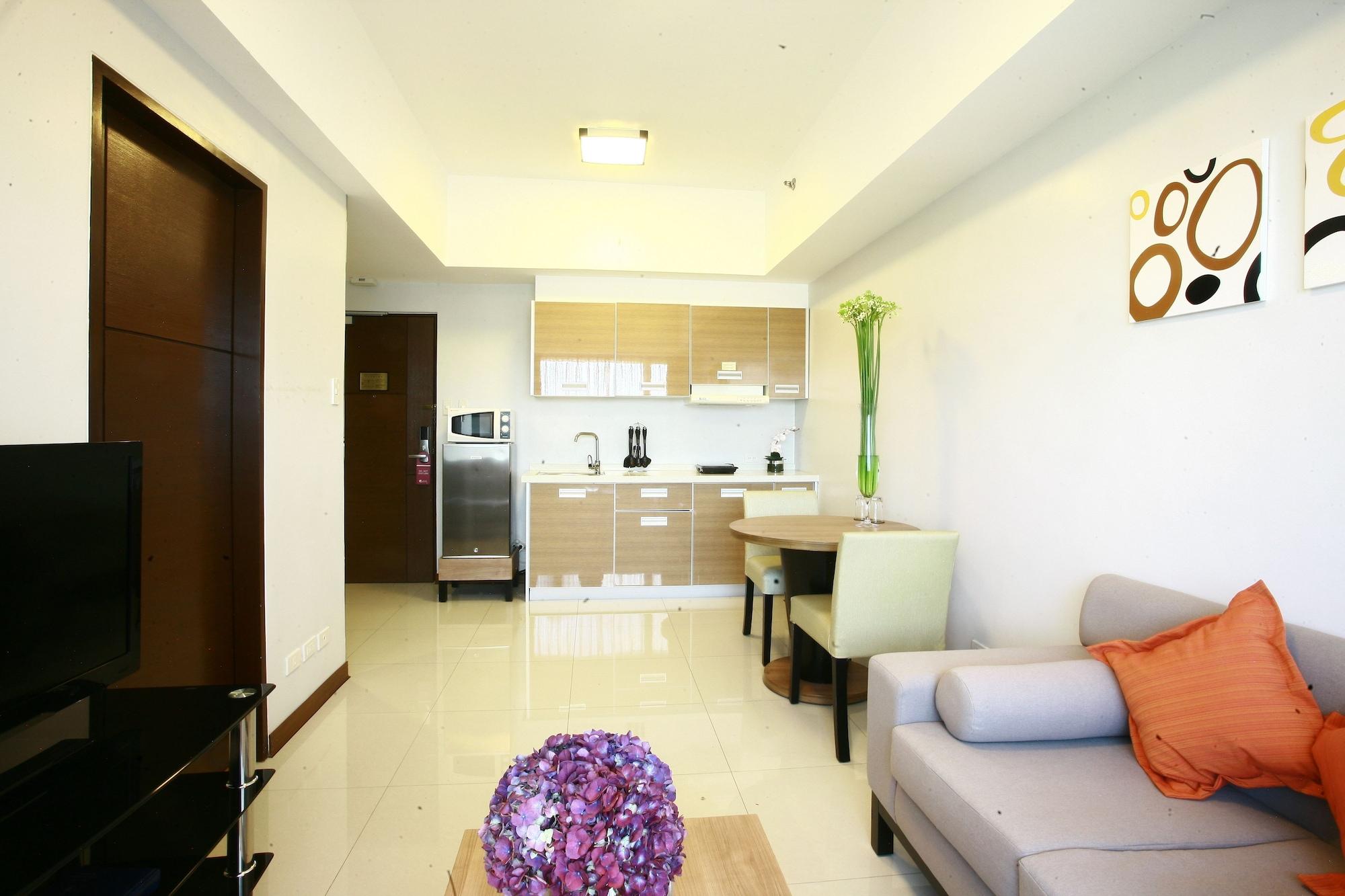 Ace Hotel And Suites Pasig City Exterior photo
