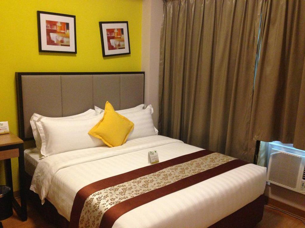 Ace Hotel And Suites Pasig City Exterior photo